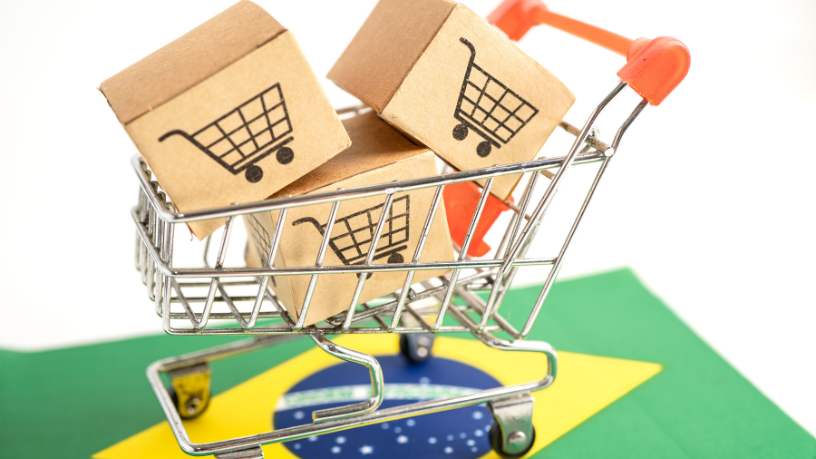 Crise no Estreito de Ormuz volta a preocupar: frete internacional sobe e pode encarecer as compras online no Brasil