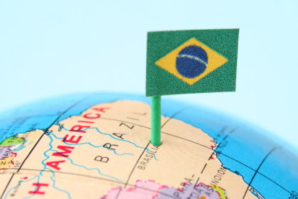Europa cria taxa para compras internacionais e Brasil segue caminho oposto: entenda as duas decisões